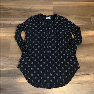 Womens Old Navy Black Floral Button-Front Tunic Size Medium